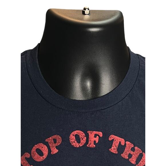 Disney Donald Duck T-shirt in a Santa hat Top of the Naughty List Navy Medium - Picture 4 of 10